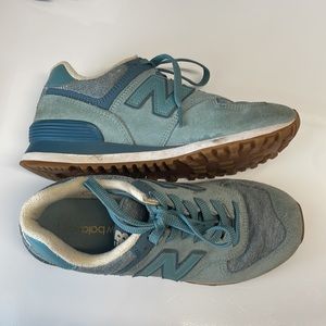 New Balance womens shoe